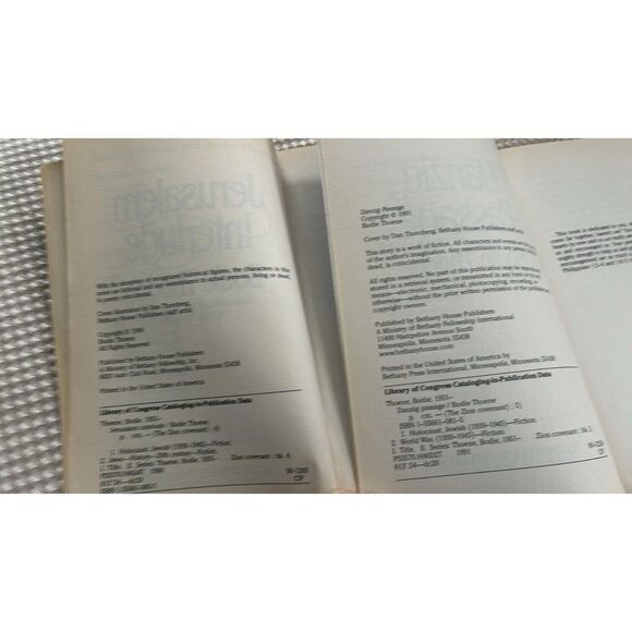 Lot of 2 Paperback Books By Bodie Thoene Jerusalem and Danzig Passage - Picture 4 of 5